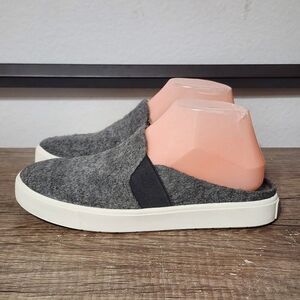 Vince Blair Mule Women's Slip-On Shoes Size 7 Gray